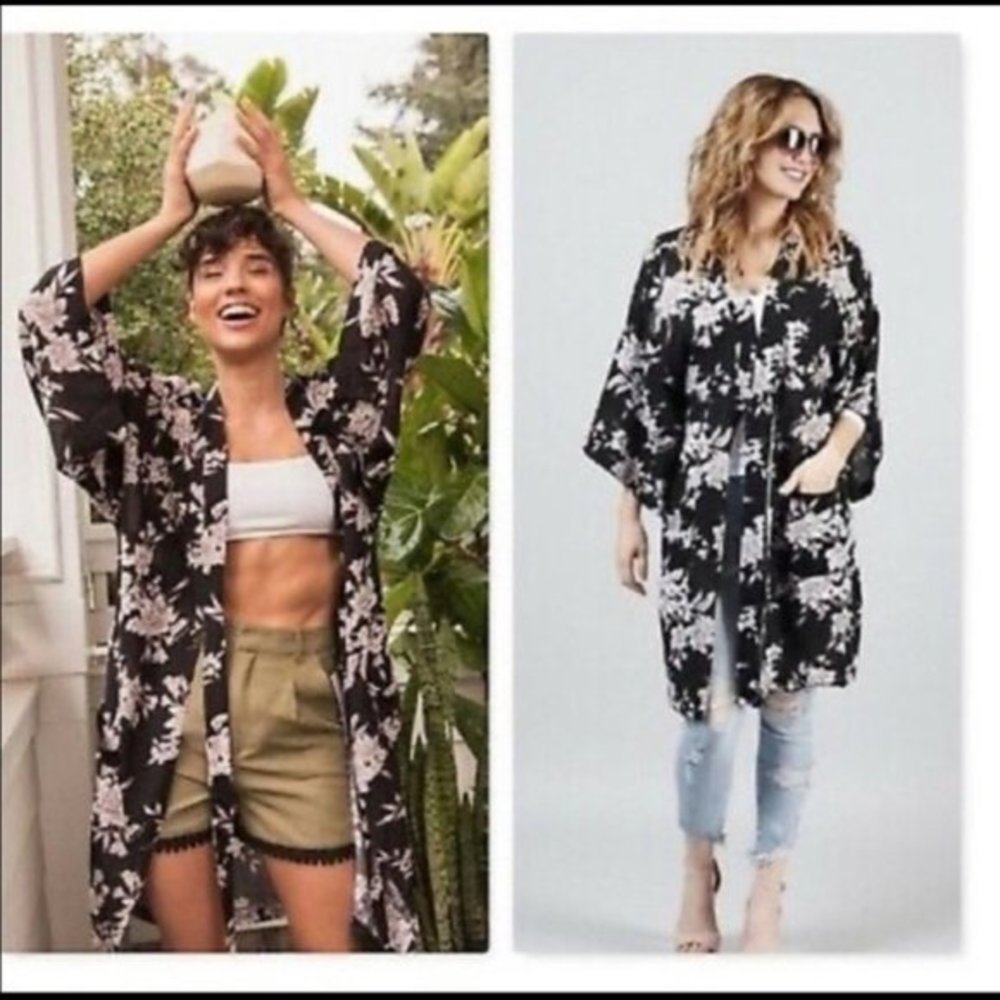 Spiritual Gangster Kimono Top OS Black Floral Rayon Tie Front Boho Wrap